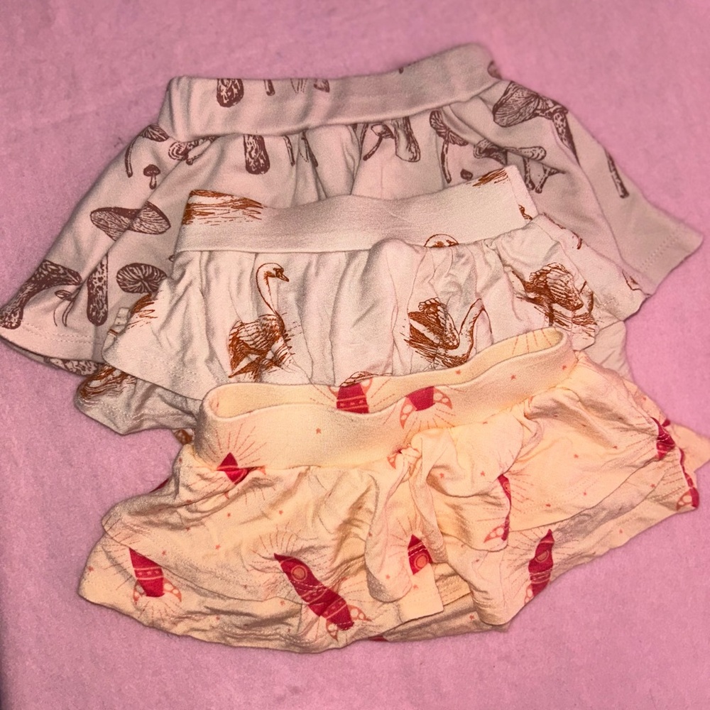 KATE QUINN rocket swab mushroom shrrom Kids Printed Skirts Set White Cream 3 6